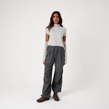 Load image into Gallery viewer, HIGH NECK GLOVES TOP