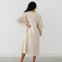 Load image into Gallery viewer, LONG TRENCH LINEN JACKET
