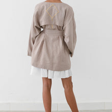 Load image into Gallery viewer, SHORT TRENCH LINEN JACKET
