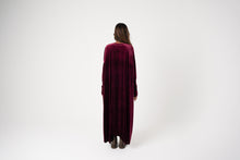 Load image into Gallery viewer, Long Sleeve Velvet Loose Maxi Dress
