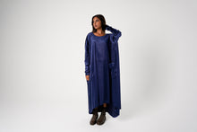 Load image into Gallery viewer, Long Sleeve Velvet Loose Maxi Dress
